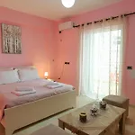 Sunny 3 Apartment *