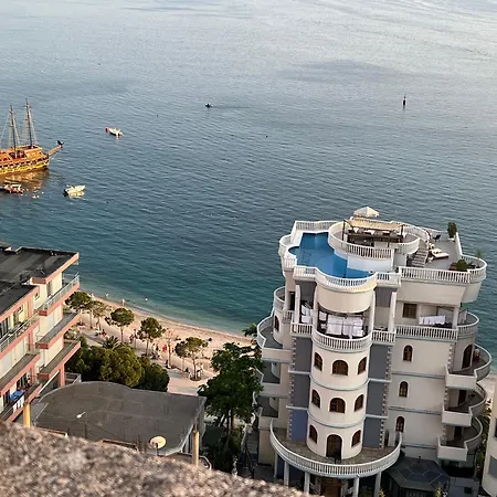Sunny 3 Apartment Sarandë