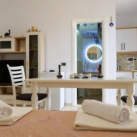 Apartment Sunny 3